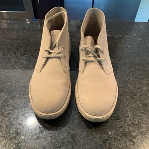 Clark’s Mens Desert Boots, size 9.5.